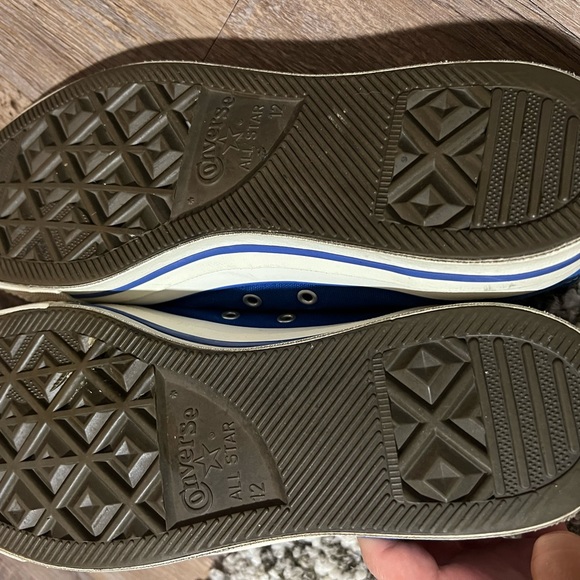 Men’s blue low top converse size 12 - Picture 3 of 4